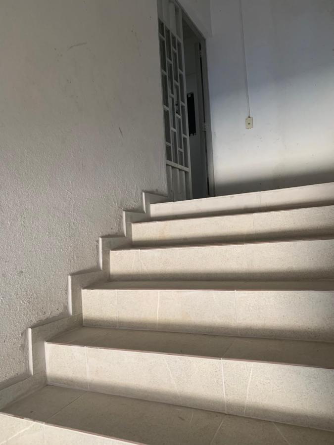1 A 200m Da De Apartment *